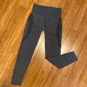 NVGTN dark grey heather contour leggings
